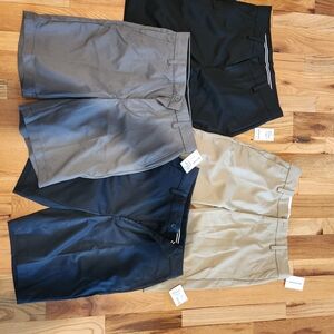 Amazon Essentials Men's Dress Shorts - Black